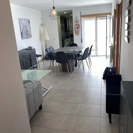 Daire Sunset House / Casa Por Do Sol